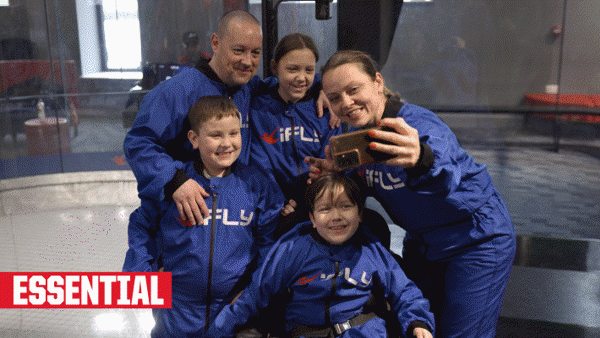 05 02 Ifly UK THUMBNAIL GROUPS ESSENTIAL