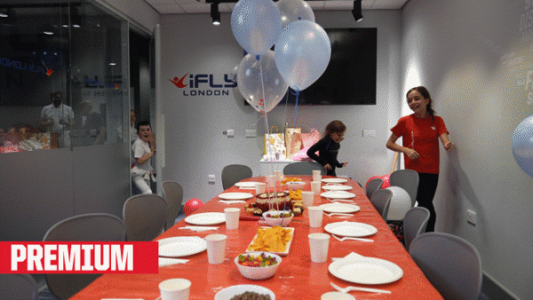 05 02 Ifly UK THUMBNAIL GROUPS PREMIUM